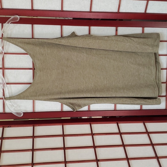 NWOT Nature Heals All tank top - Picture 5 of 5